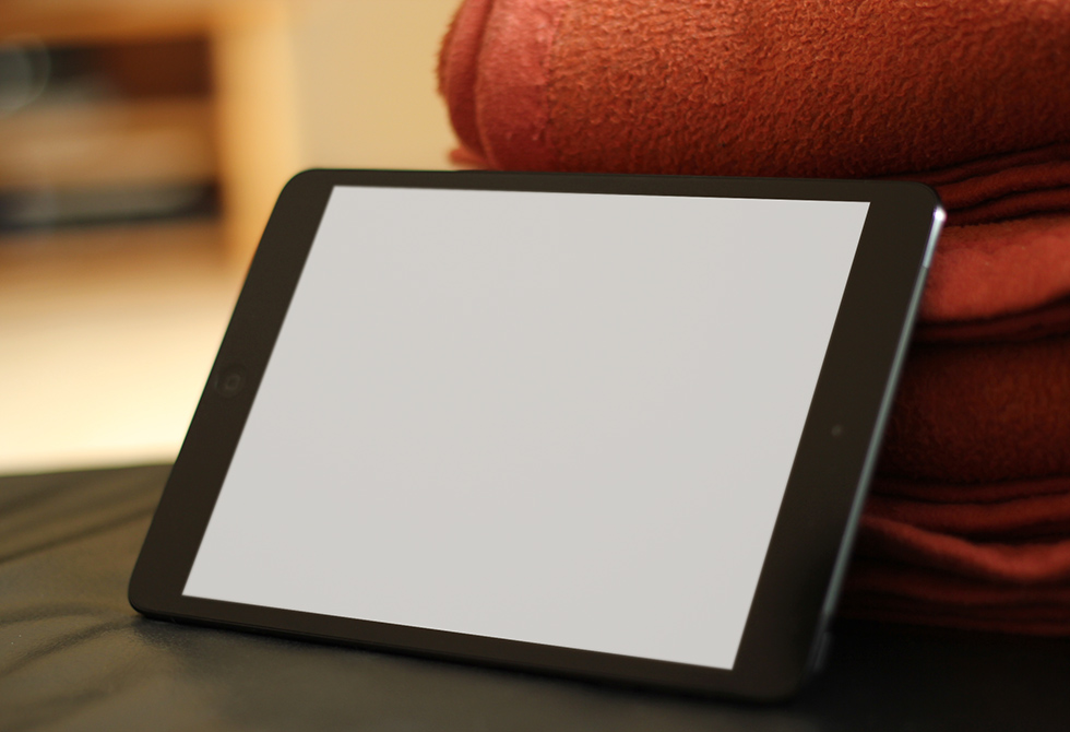 realistic-tablet-mockups-black-mini-11