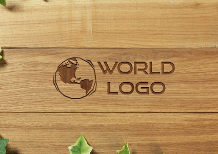 Мокап логотипа на деревянном фоне