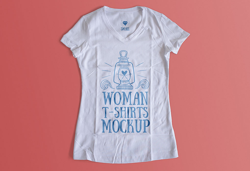 Мокап женских футболок